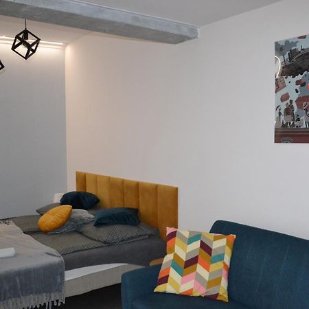 Flores Apartament Katoviçe Dış mekan fotoğraf