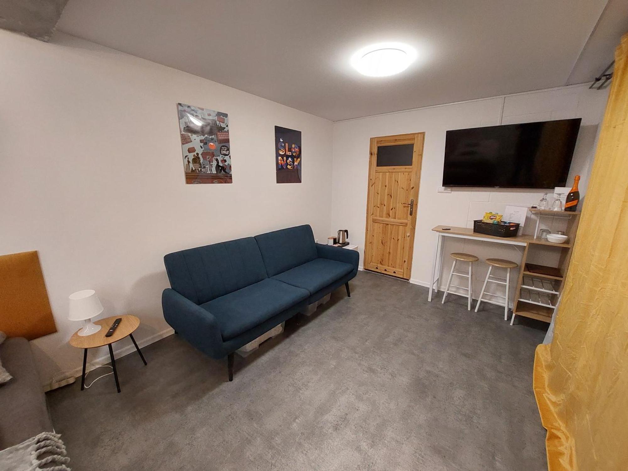 Flores Apartament Katoviçe Oda fotoğraf
